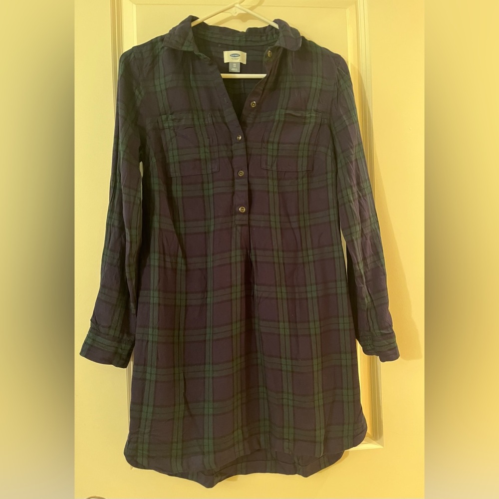 Old Navy blue & green plaid shirt-dress 
Women’s XS
